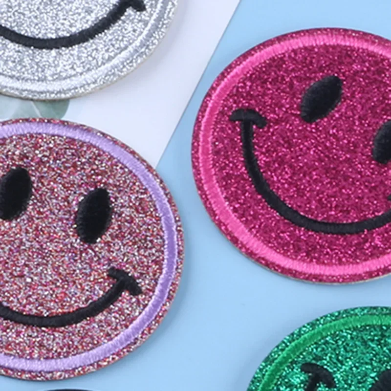 Mixed 13Pcs/Lot Smiling Face Patches Color Sewn Embroidery Iron On Applique Clothing Handmade DIY Garment Decor Accessories