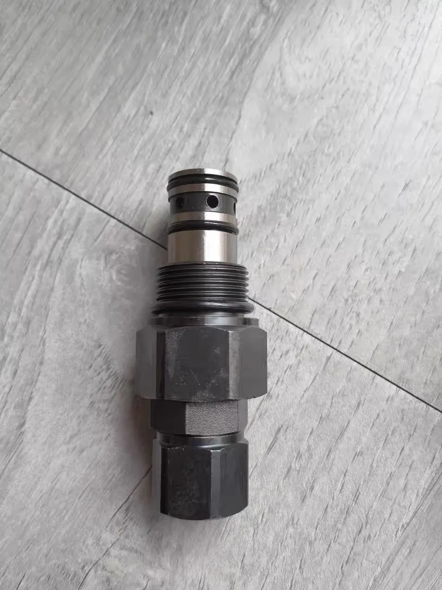 For XCMGs, crane spool get off the outrigger horizontal spool pressure regulating valve under the owner's pressure overflow