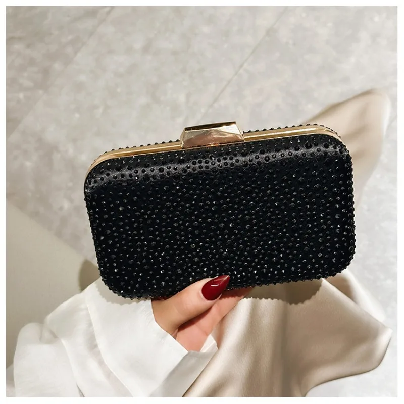 

2025 Crystal Beaded Square Small Clutch Evening Bags For Women Retro Black Pink Prom Party Chain Shoulder Bag Crossbody Ladies