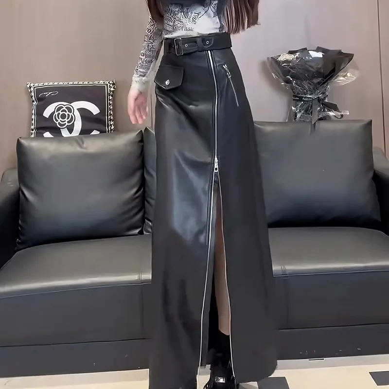 Black zipper high-end PU leather skirt with split design, high waist trendy mid length skirt 2024  korean fashion clothing