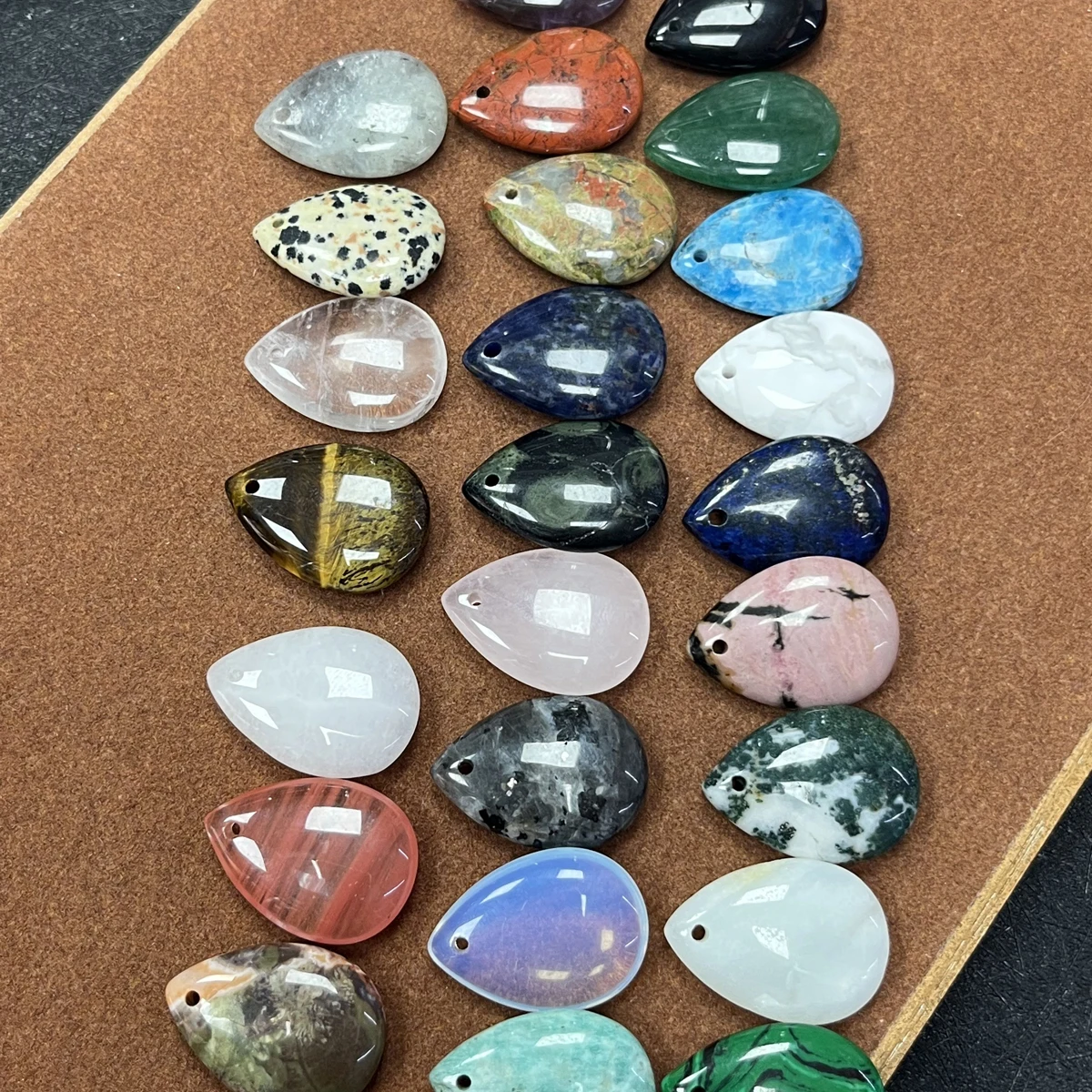 2pieces/lot Charms Crystal Natural Stone Pendant Water Drop Shaped Pendants for DIY Women Necklace Jewelry Making Accessories