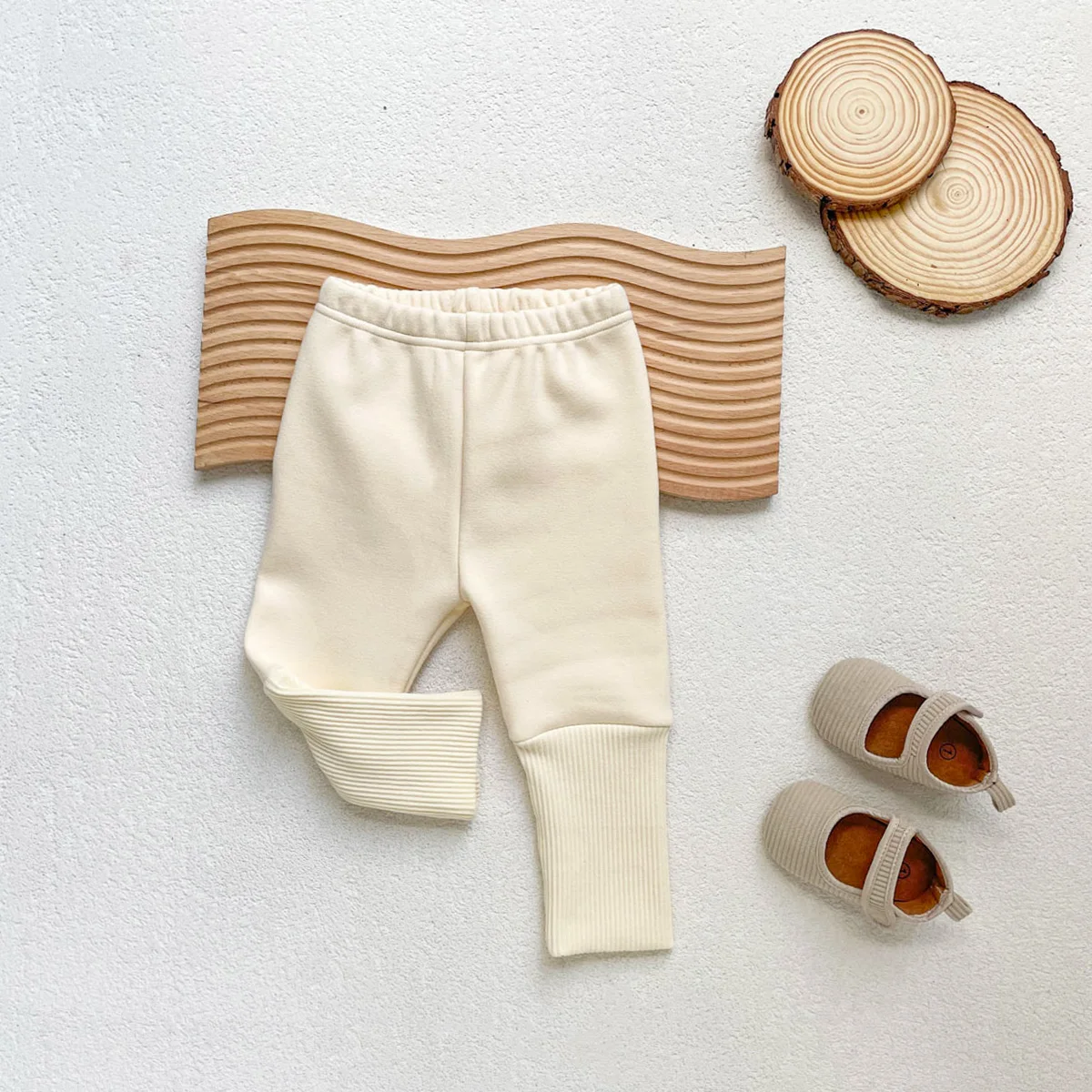 Ins الأطفال طماق مبطنة بالصوف الدافئة الكورية نمط خياطة قطعة واحدة المخملية الخريف والشتاء كل مباراة بنطلون للطفل