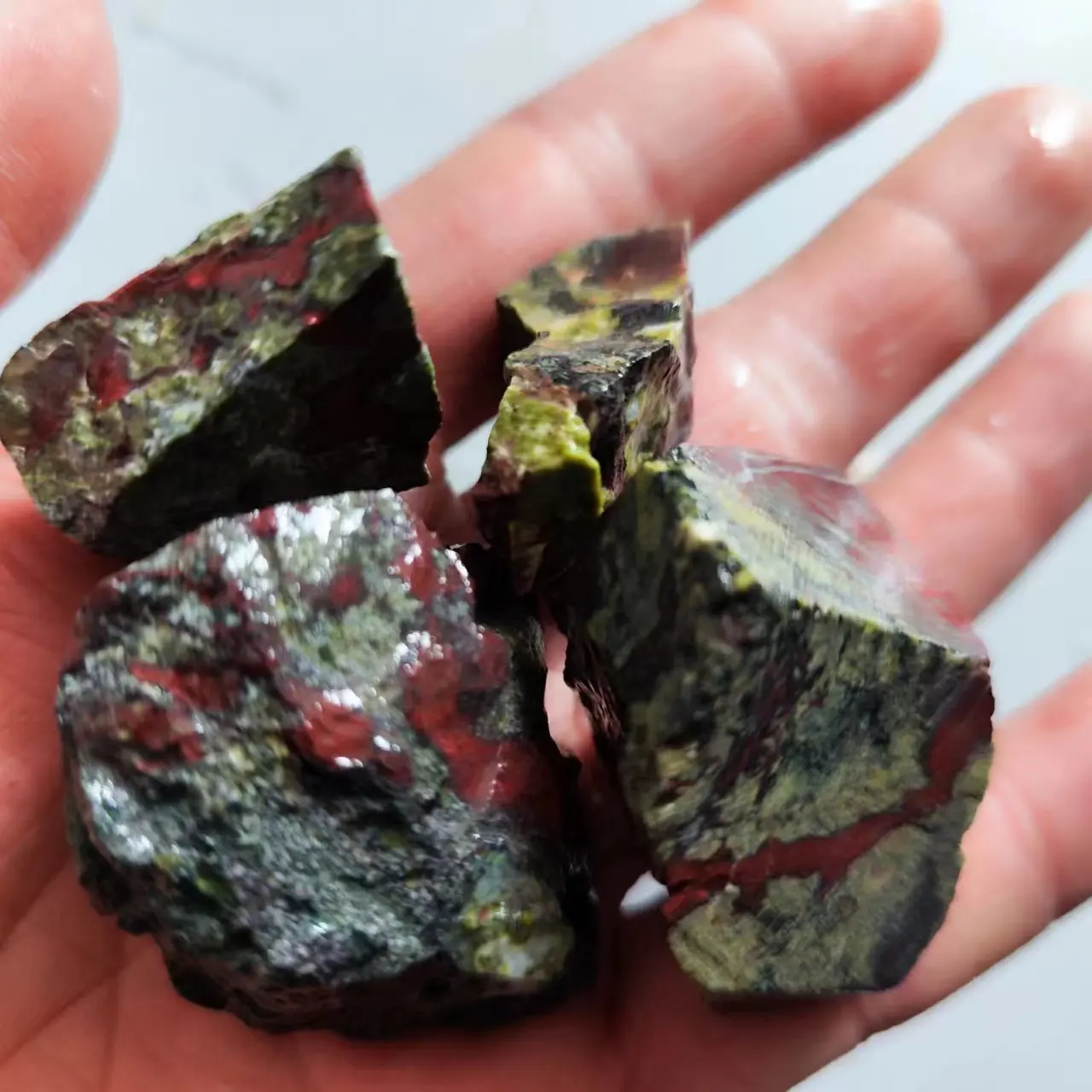 Natural Dragons  Bloodstone Raw Rough Mineral Specimens Energy Stone Healing Reiki Home Decoration