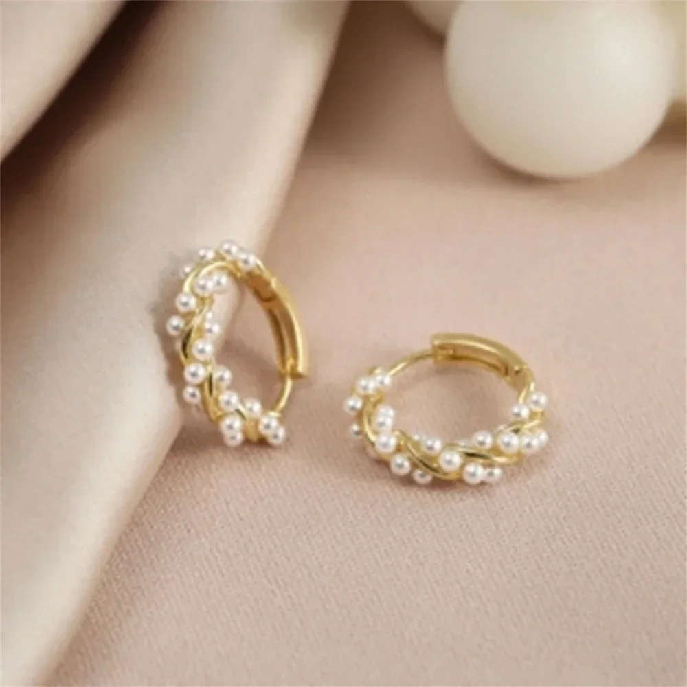 Anting-anting Hoop serbaguna kecil mutiara lingkaran temperamen sederhana Korea untuk wanita hadiah perhiasan pesta 2024