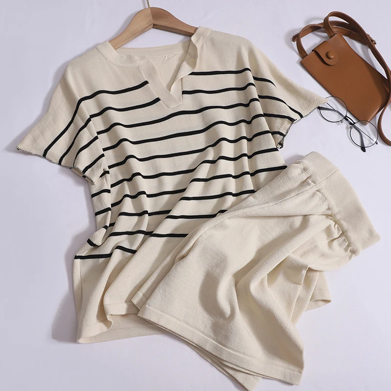 Women Summer Retro Striped Short Sleeved Knit T-shirt Elastic Band Wide Leg Shorts Casual Comfortable Loose Two piece Set Spring