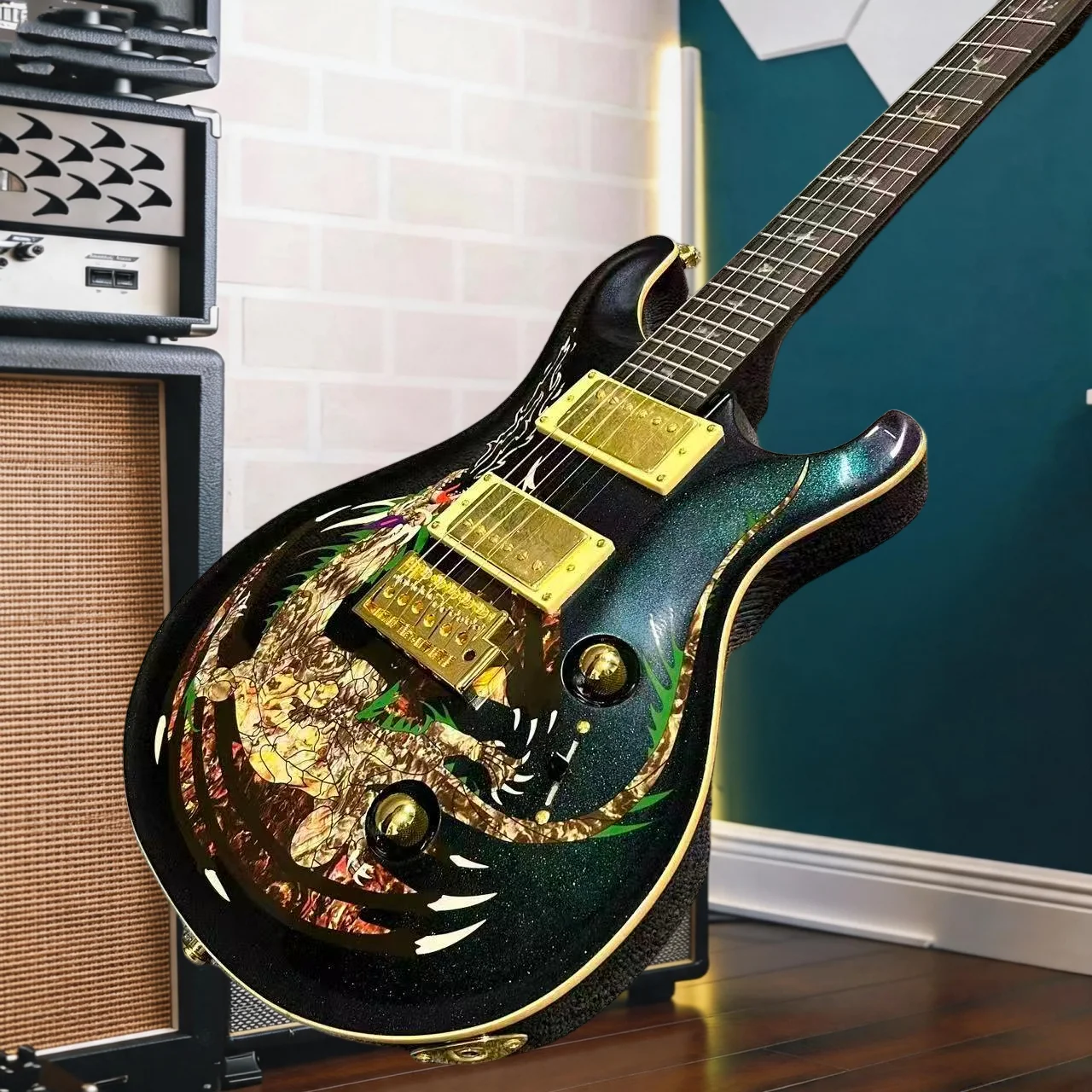 Chitarra Elettrica PR Custom 2 - Musical Instrument Logo recensione e prezzo