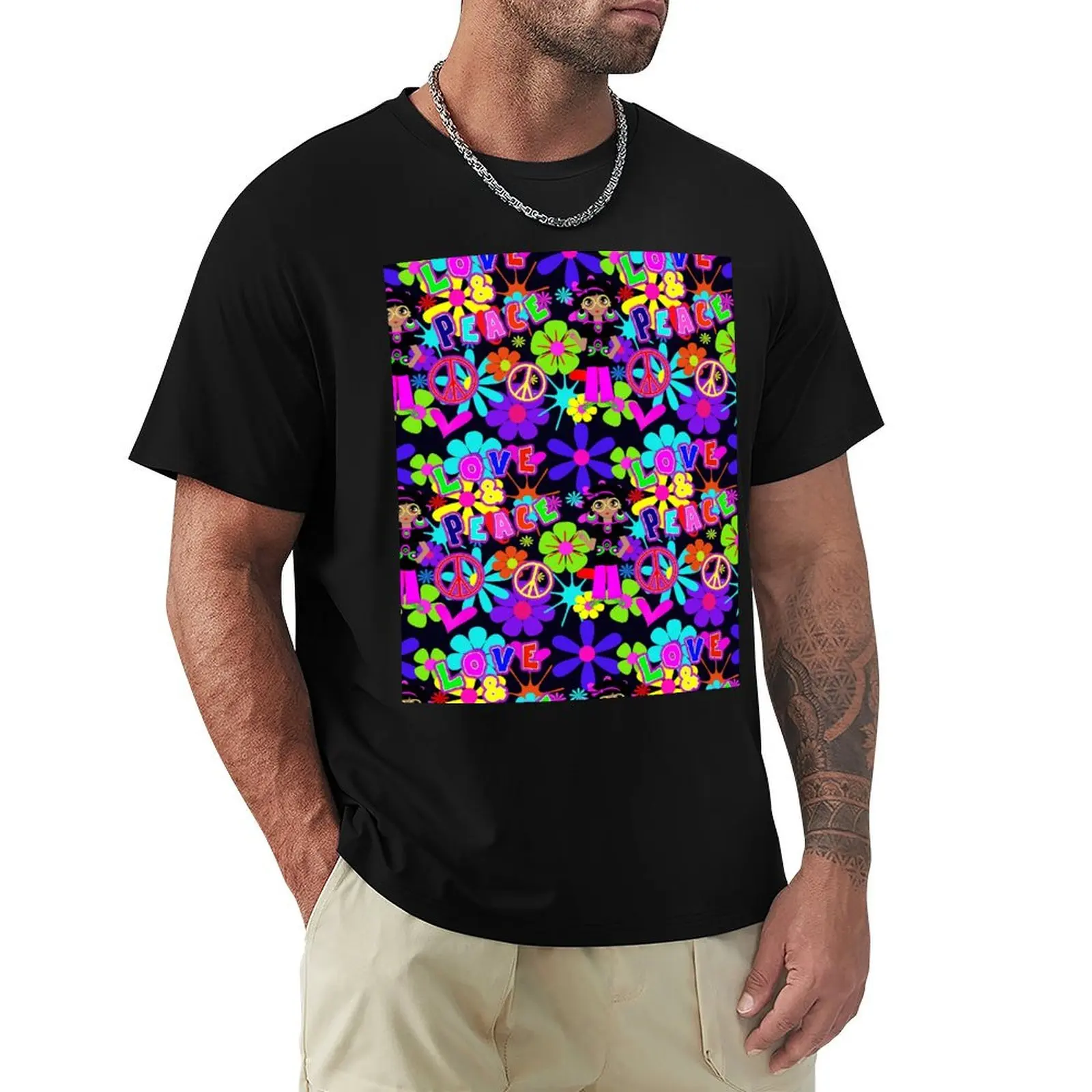 Groovy Hippie Flower Power Love & Peace Colorful 60's Retro Pattern T-Shirt Work Wear Lightweight Tee