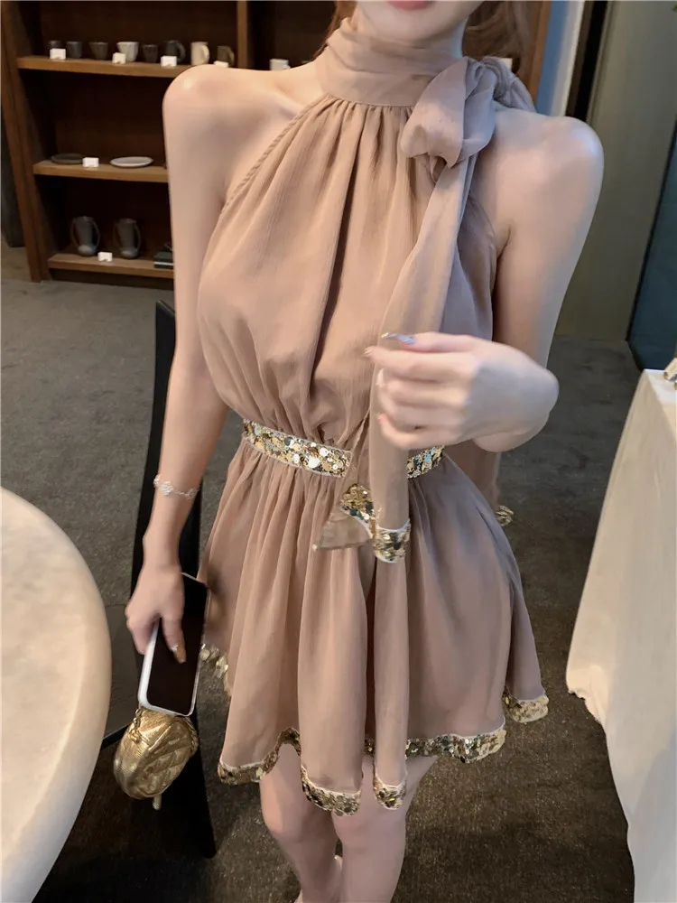 Celebrity Lady Halter bufanda retales con lentejuelas una línea Mini vestido mujeres nueva moda de verano vacaciones sin mangas corto una línea vestido