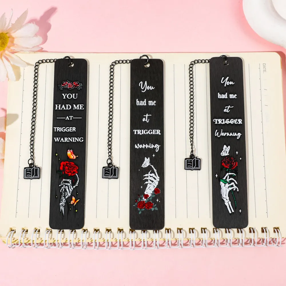 Marque-page romantique foncé épicé, marque-page de lecture en acier inoxydable, papeterie d'étude pour étudiants, pendentif de livre, cadeau de saint-valentin pour femmes