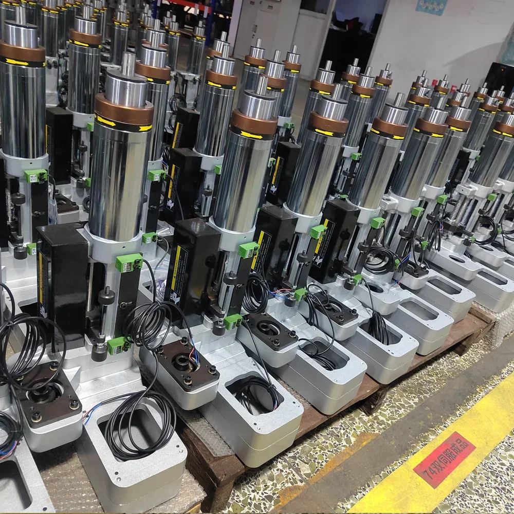 

Gold Seller 92 Servo Drilling and Tapping Machine Small Model Drill Machine