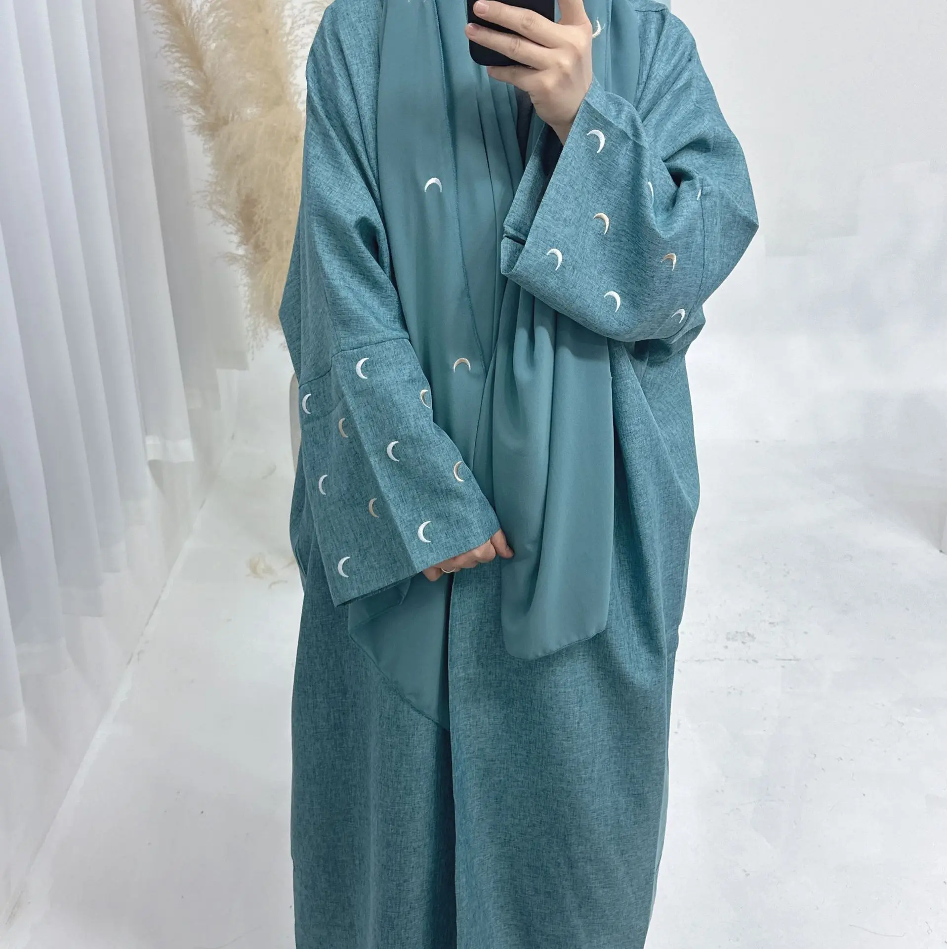 

Dubai Middle East Turkish Moon Embroidery Kimono Cardigan Muslim Women Dress Eid Djellaba Islamic Arabic Robe Abaya Kaftan Gown