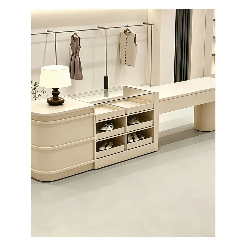 Light luxury clothing store Nakajima Taiwan, ornament table display table, shopping mall shoe and bag jewelry medium antique