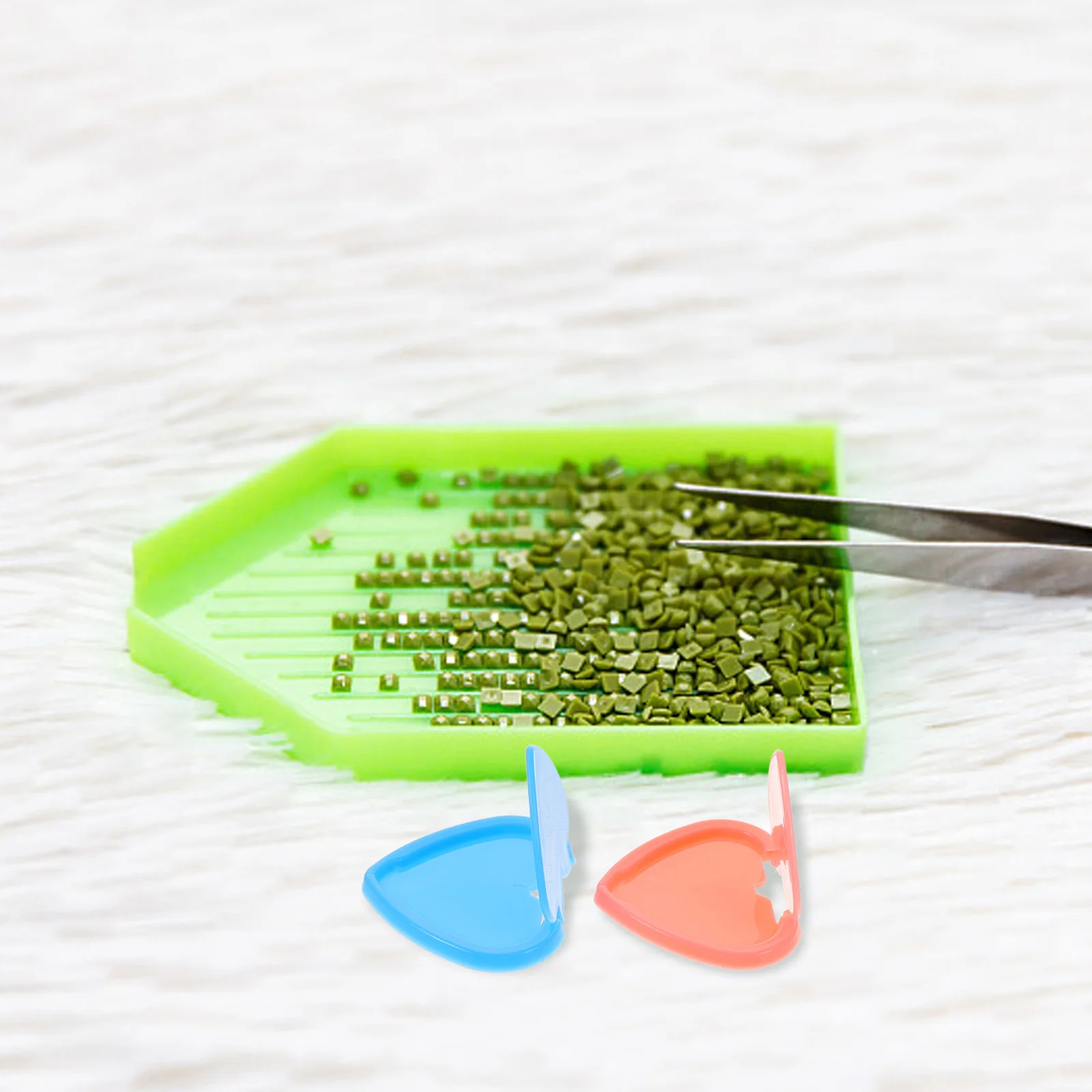 2 Pcs Heart Shape Light Pad Switch Cover Protective Button Covers for Diamond A3 A4 Size Privacy Protector Teaching Tools