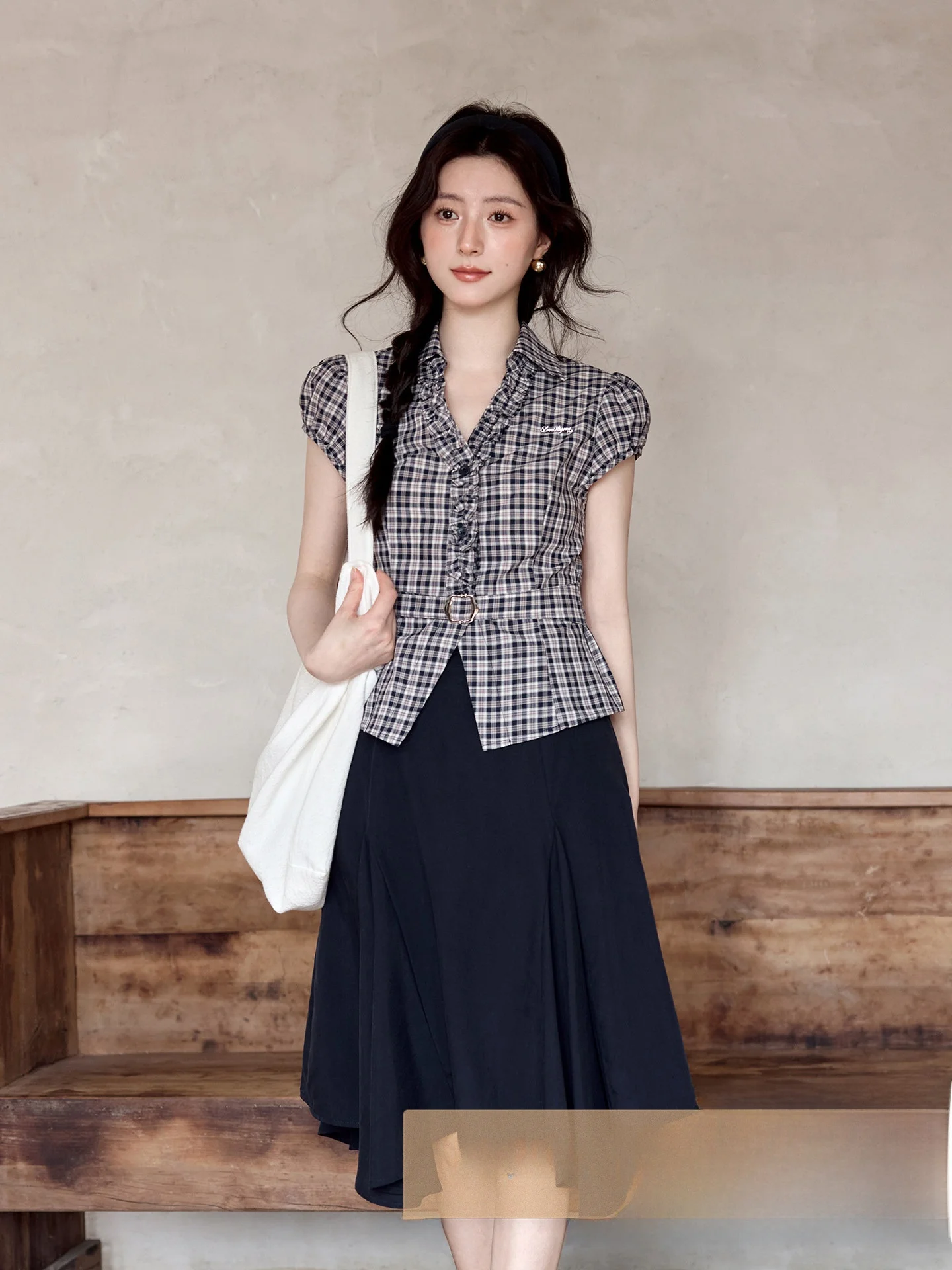 

Элегантная рубашка в корейском стиле, приталенная, с объемными короткими рукавами, в клетку, повседневный женский топ, лето 2026, новинка Ximen