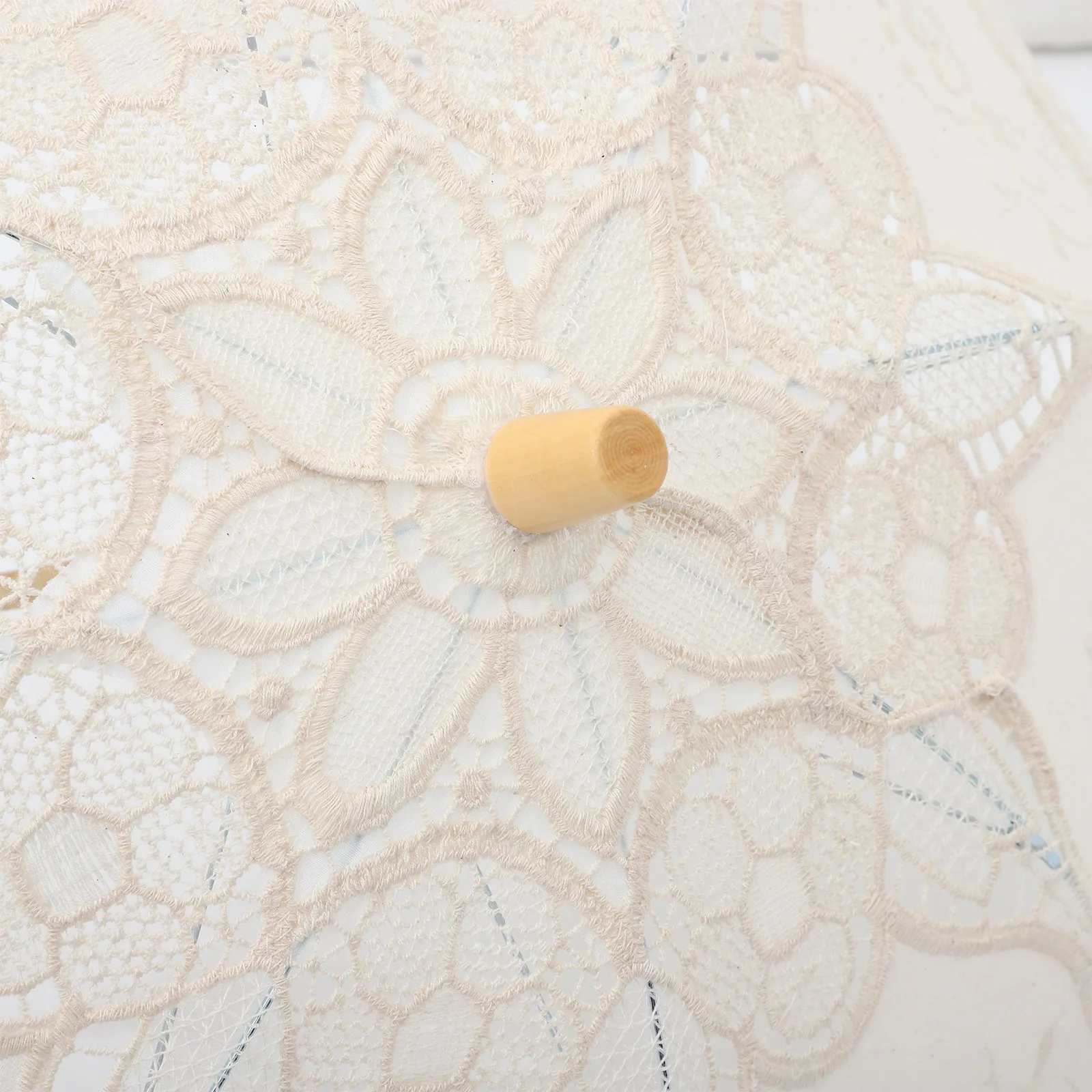 

Lace Umbrella Large Embroidery Bridal Parasol Photography Prop Wedding Decorative Elegant Parasol Vintage Umbrella for Girls
