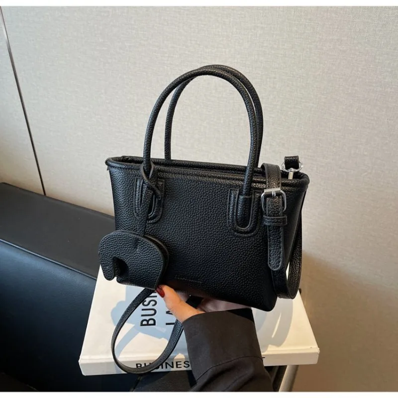 

Famous Designer Tote Bags Leather Handbag For Ladies - Spacious Crossbody Classic Women's Choice