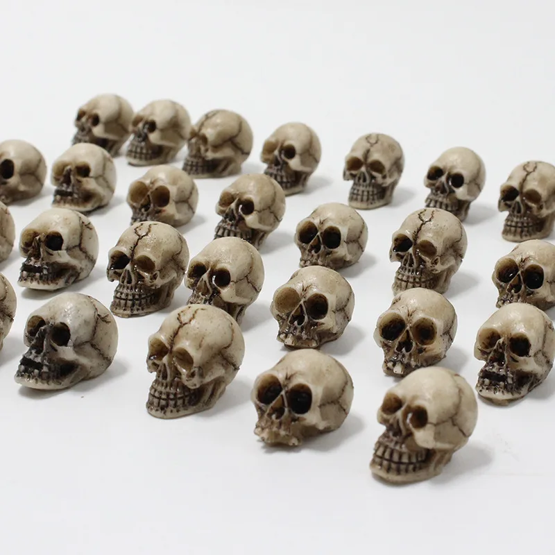 

10/20pcs Halloween Skull Heads Model Scary Prank Props Mini Resin Skeleton Ornament Halloween Party Decorations Haunted House