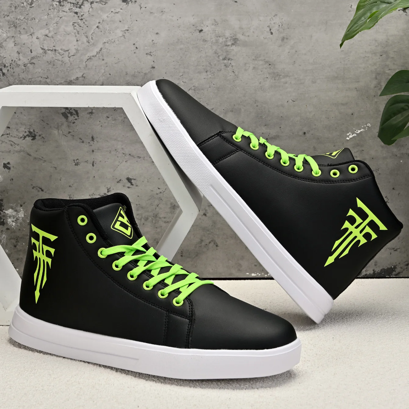 High Top Sneakers For Man White Vulcanized Sneakers Flat Casual Comfortable Shoes Men 2024 Fashion Zapatillas Hombre Size39-48