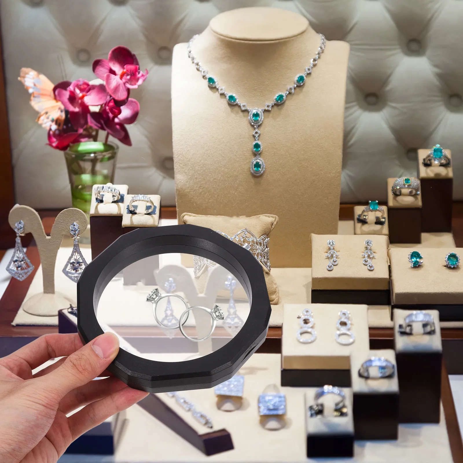 

3D Floating Transparent Jewelry Display Stand for Medallions Coins Rings Pendants Bracelets Challenge Coins Memorabilia 12.8cm