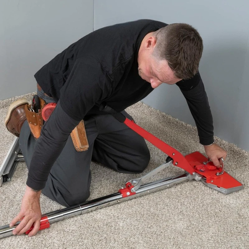 Power-Lok Carpet Stretcher with 17 Locking Positions and 18-Inch Tail Block with Wheels,Red