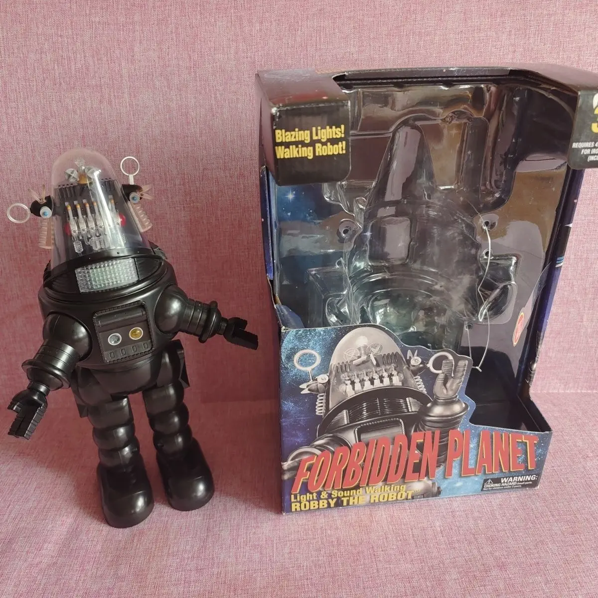 

Forbidden Planet 38cm Limited Edition Robby The Robot Action Figures Collectible Electric Toy With Sound And Light Effects Gift