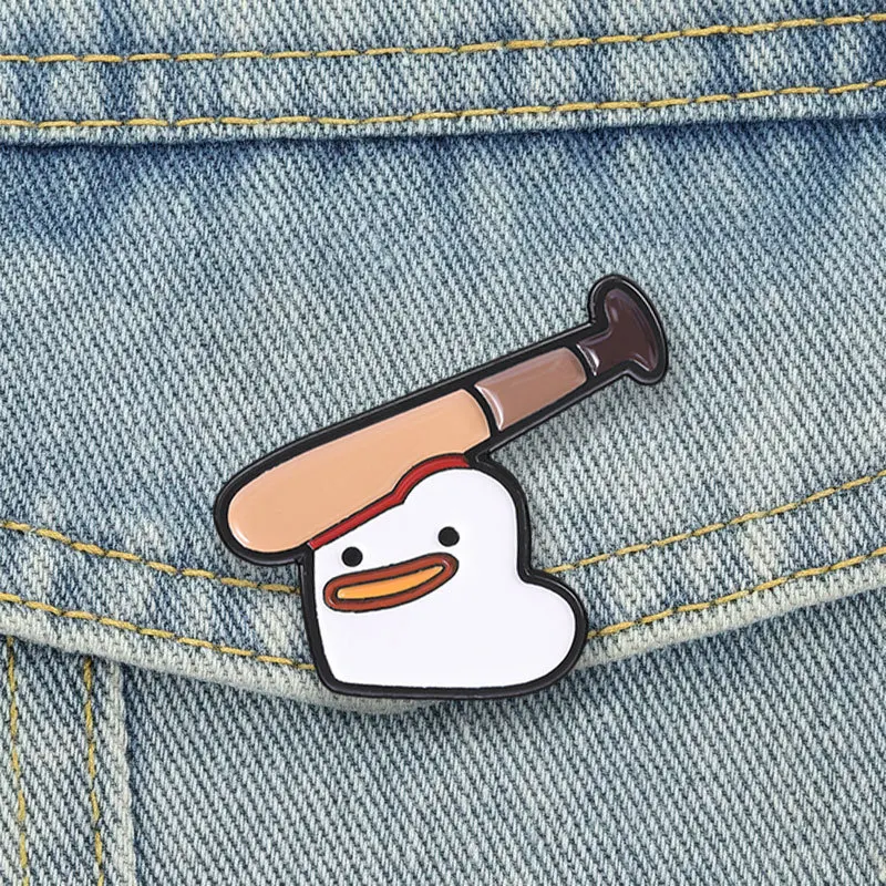 Cartoon baseball duck-shaped badges, Cartoon animal series alloy pins for accessories of clothing and bags, gifts for friends