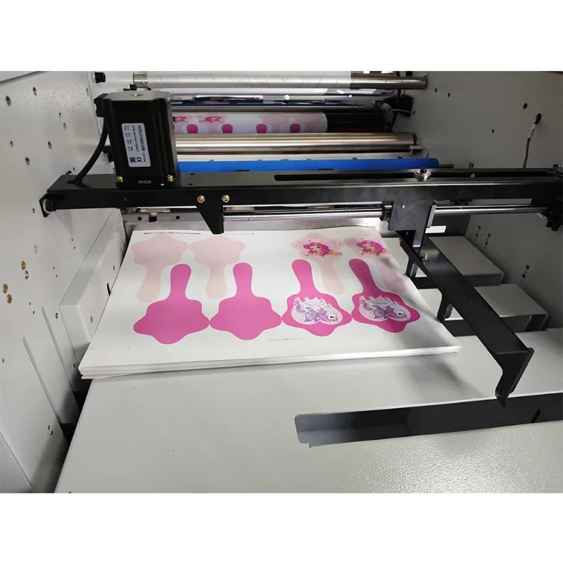 【Nuovo di zecca】Macchina per laminazione laminatrice automatica Macchina per laminazione carta automatica Larghezza 540 mm