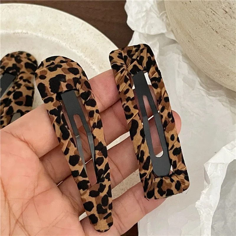 Fashion Vintage Leopard Print Cloth Wrap Hair Clip Headdress 2024 Autumn Winter Korean Geometric Hairpin Female Hair Accessories