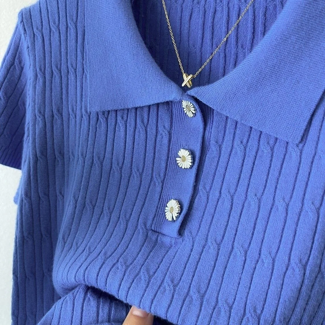 New Arrival Slimming Blue Twisted Short Sleeve Polo Collar Women's Casual Top Elegant Fashionable Spring Summer Wear