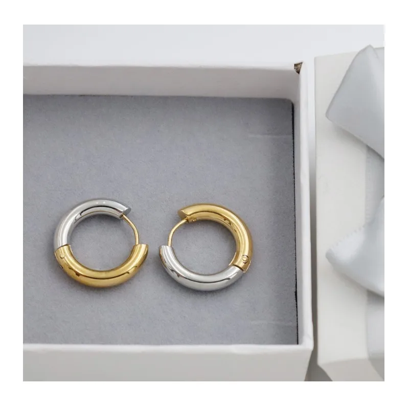 

French Double Color Titanium Steel Circle Earrings Temperament Advanced Sense Light Luxury Ear Buckle Metal Sense Thick Earrings