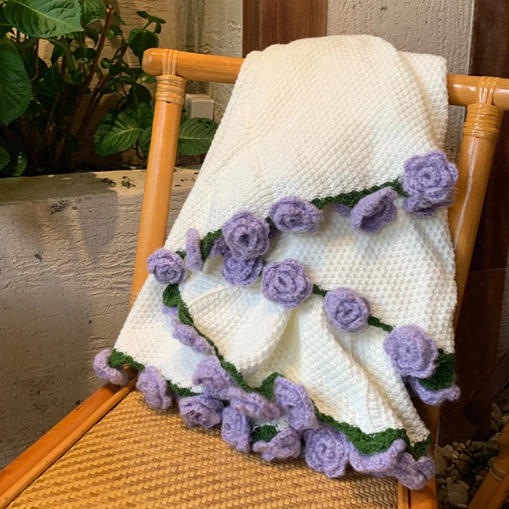 

Fake Flower Crochet Rose Bouquet Blanket Finished Fashion Rose Nap Blanket Soft Flower Hugging Blanket Mother's Day