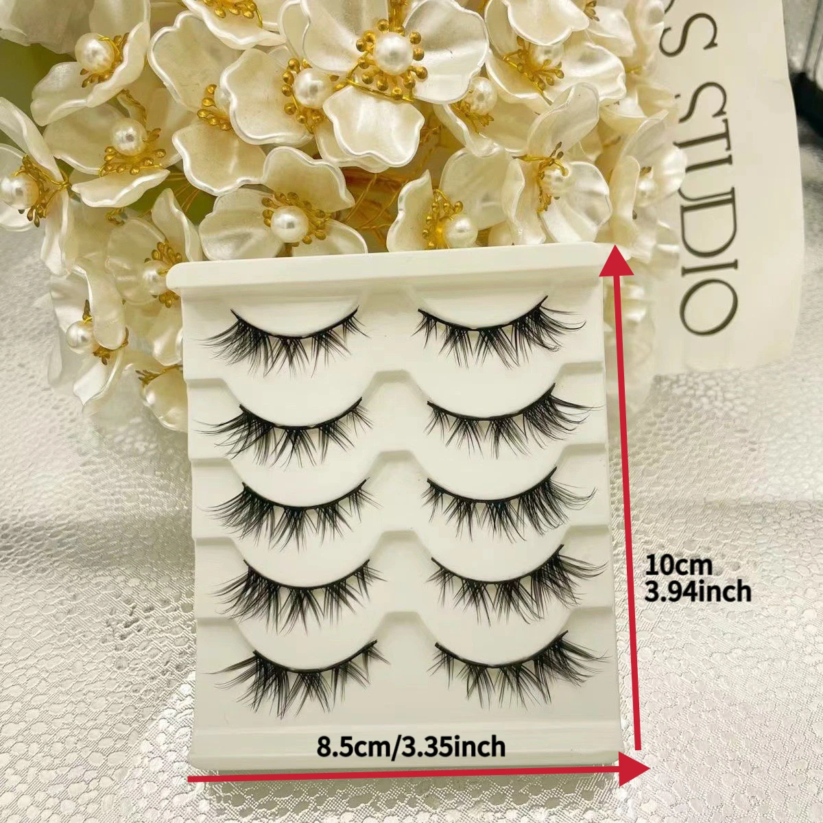 ふわふわのヨーロッパとアメリカンスタイルのつけまつげ、細長い尾、混合血の太いバービーのコミックまつげ、ワンピース