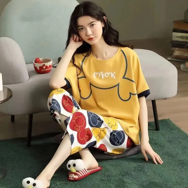 طباعة منامة المرأة الصيف مجموعات قصيرة الأكمام تي شيرت اقتصاص السراويل قطعتين مجموعات ملابس المنزل رقيقة غير رسمية طالب الدعاوى أصفر