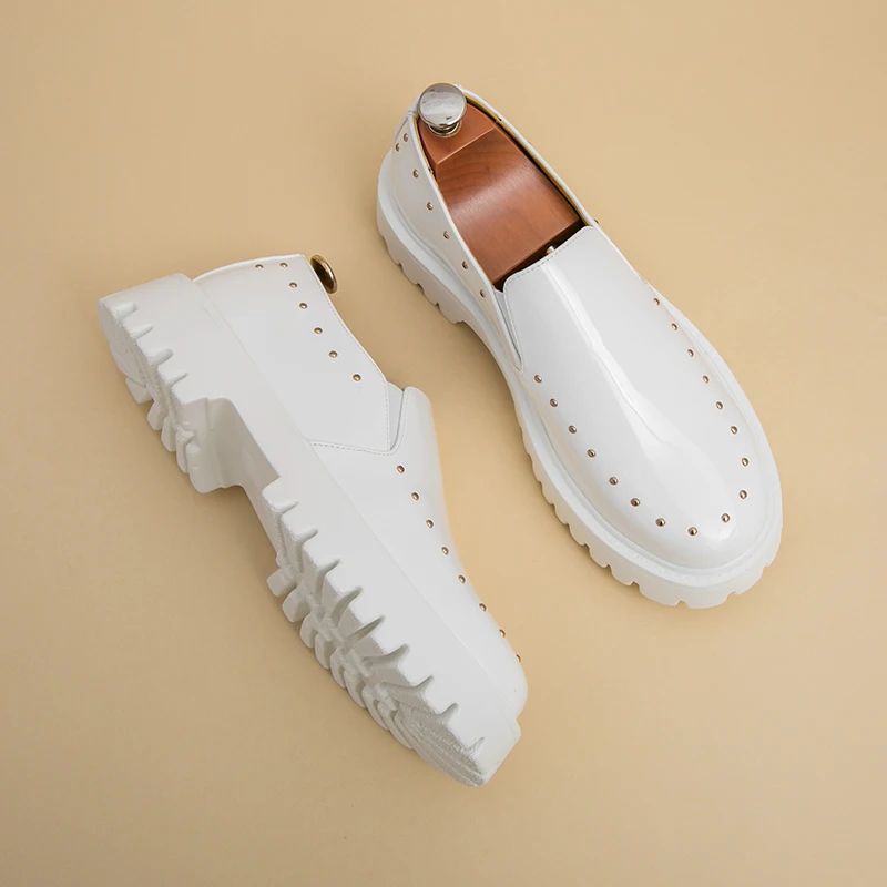 Men Classic Loafers Black White European American Casual Thick-soled Comforta Blebreathable Fashionable Leather Shoes Size 38-46