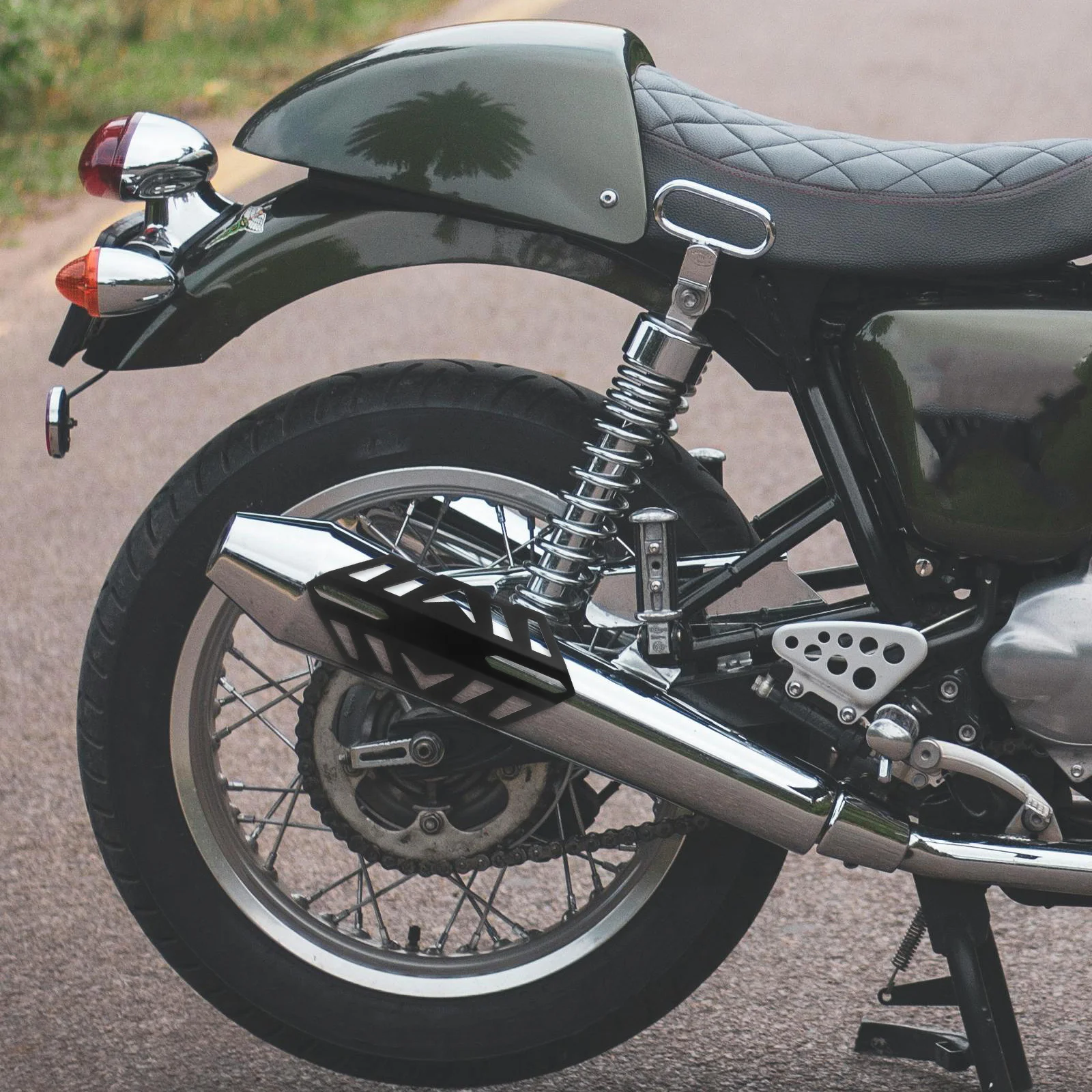 

Motorcycle Heat Shield Metal Exhaust Pipe Cover Universal Heat Protection Baffle for Most Motorbikes Front Fork Shock Boots Dirt