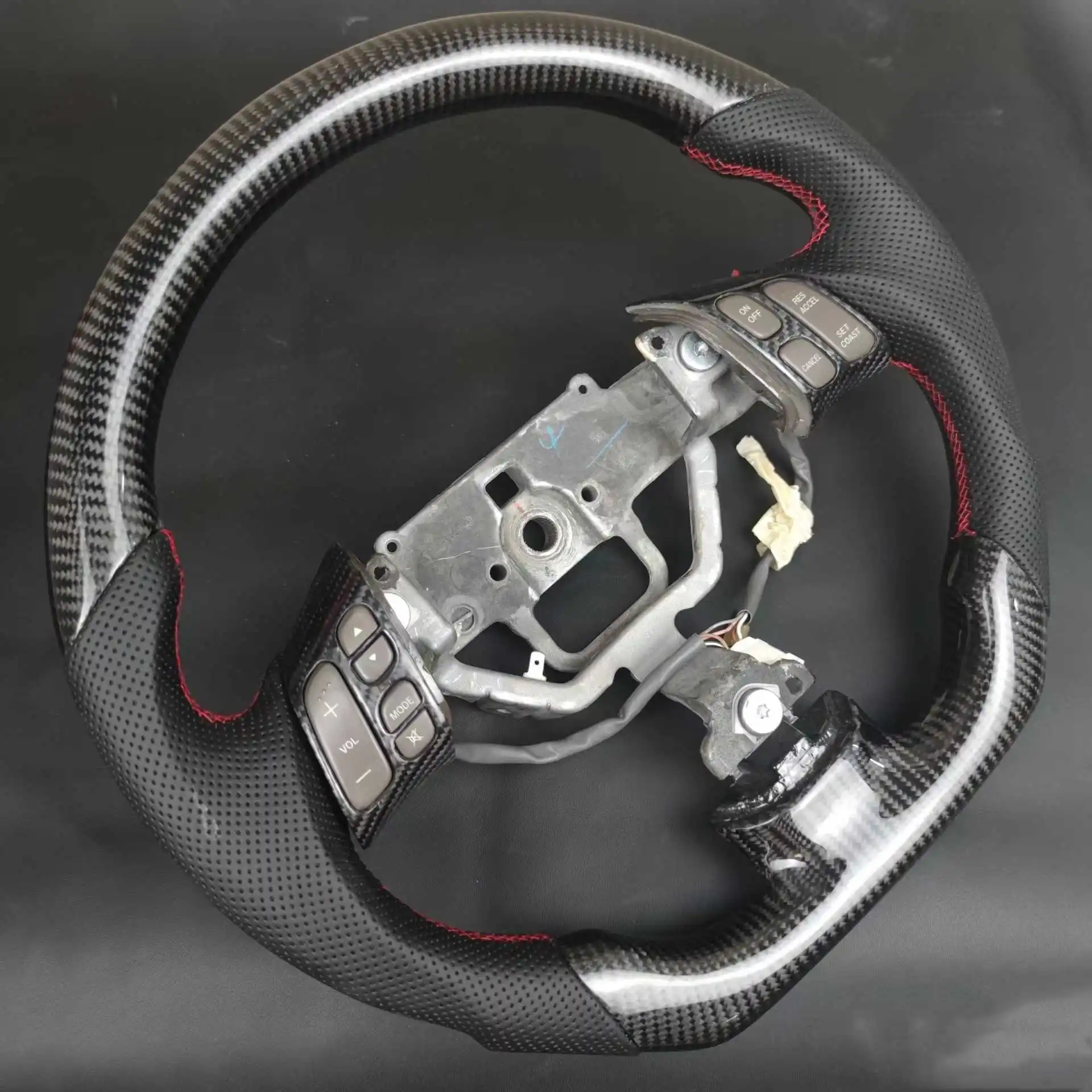 Custom Carbon Fiber Steering Wheel For Mazda 3 Mazda 5 Mazda 6 2003 2004 2005 2006 2007 2008 2009