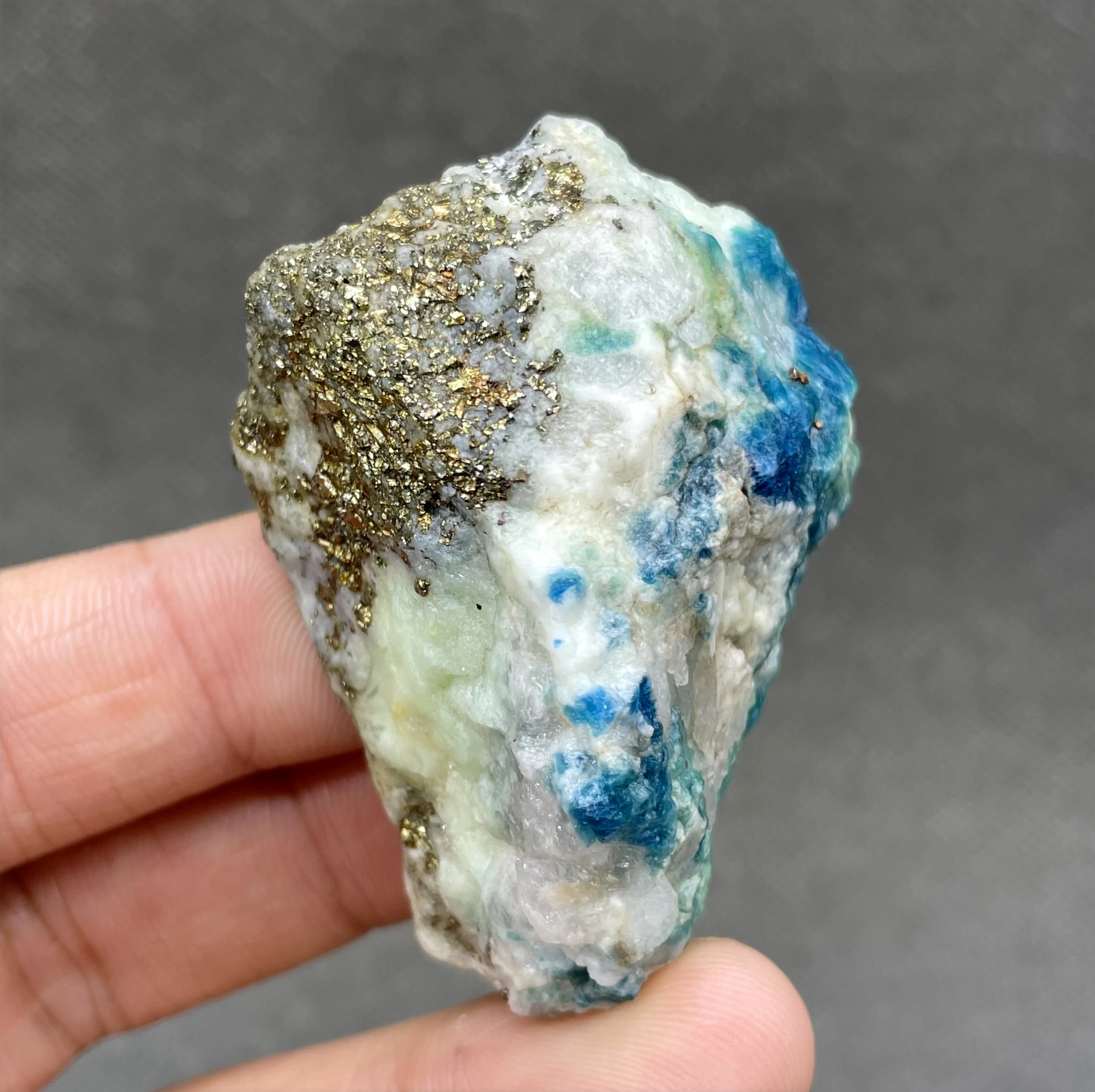 BEST! 45g Natural Afghan orange Fluorescent blue Sodalite Mineral Specimens stones and crystals quartz