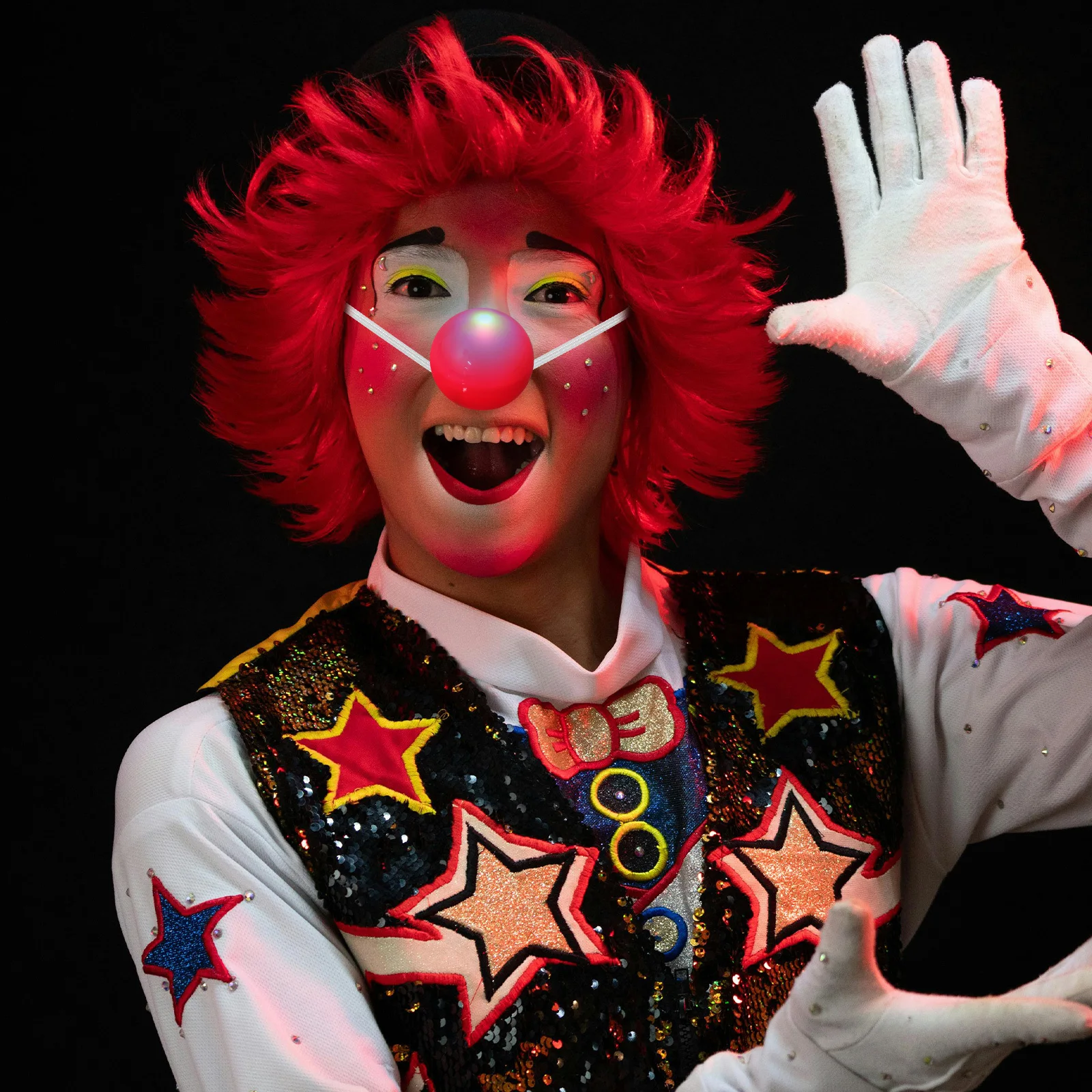 

1pcs Light Up Clown Nose Red Glowing Costume Accessory For Halloween Circus Party Cosplay Performance Adults Flashing Prop