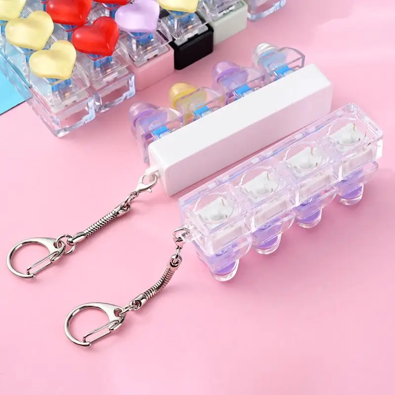 Anti-Stress-Fidget-Schlüsselanhänger, niedliches herzförmiges Tastatur-Design, Taschenanhänger, schönes kleines Geschenk für Klassenkameraden und Freunde – Detail 9