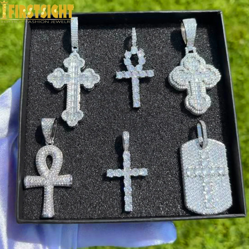 2025 nouveau Hip Hop croix pendentif collier couleur or glacé Bling CZ cubique zircone variété modèles charme hommes femmes bijoux