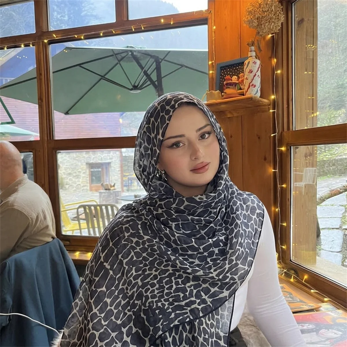 Boho Animal Croc Hijab-Schal, – Street Fashion Hijab Bewertung und Preis
