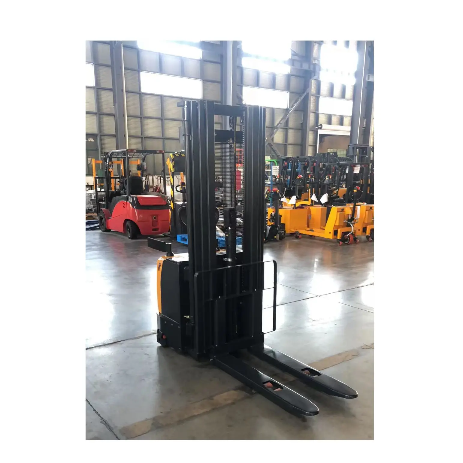 Good Quality Factory Outlet Electric Pallet Stacker Forklift 1.5ton Battery Powered Full Electric Stacker