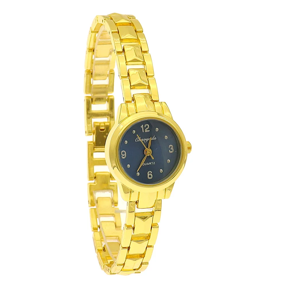 

Fashionable Women's Watch With Gold Bracelet Vintage Simple Elegant Quartz Watch