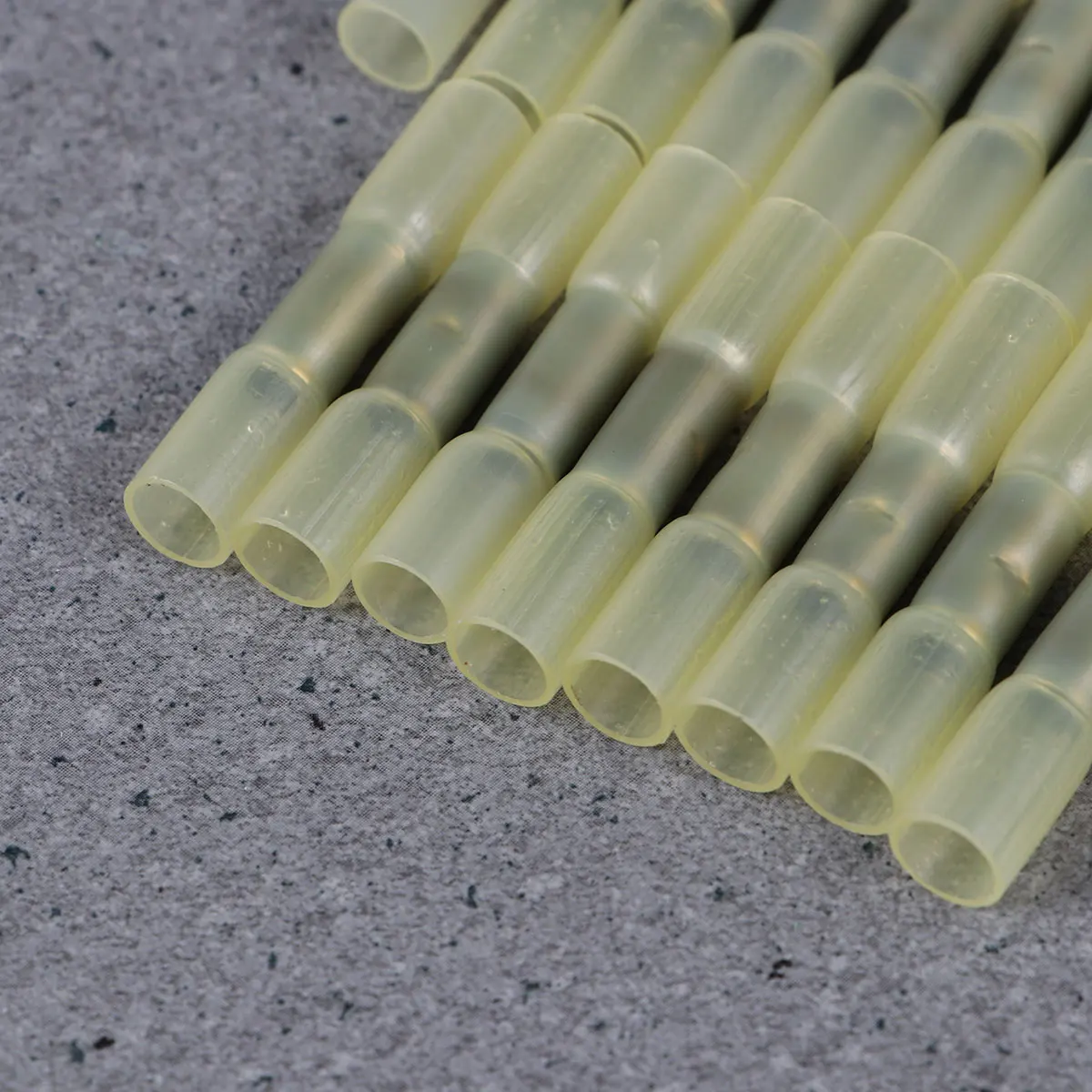 

25Pcs Waterproof Heat Shrink Butt Wire Crimp Connectors 1.5-2.5mm Yellow Dual Walled Design Hot Air Heat Shrink Connectors