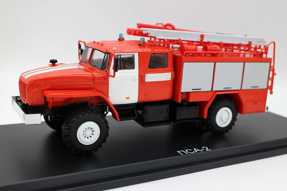 

SSM 1/43 Scale Fire Engine USSR Fire truck By Start Scale Models SSM1235 Diecast kit Matel for collection gift