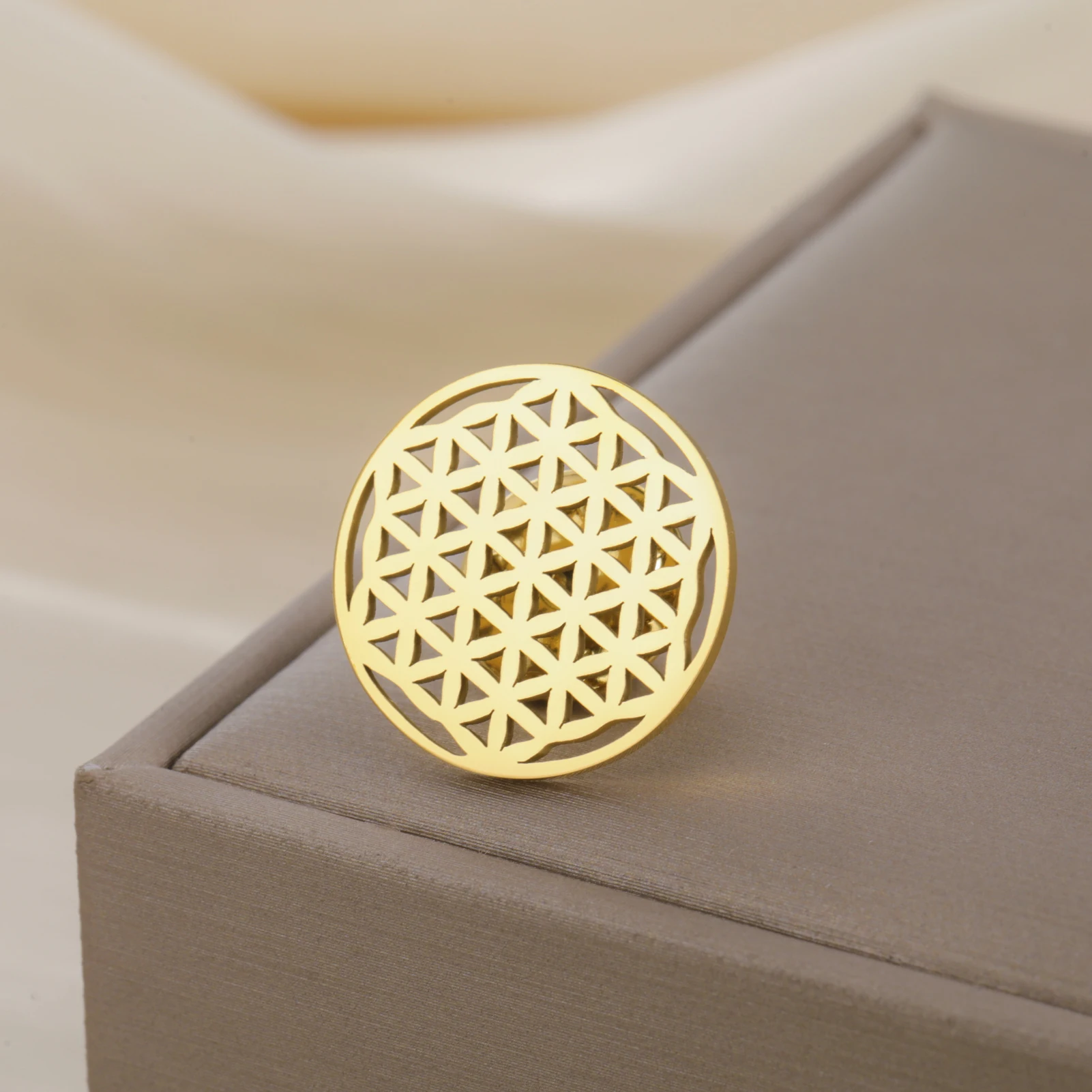 Blume des Lebens Broschen für Damen und Herren, Edelstahl Geometrische Anzugkragen-Abzeichen, Schmuck Großhandel, Muttertags-Amulett Geschenk