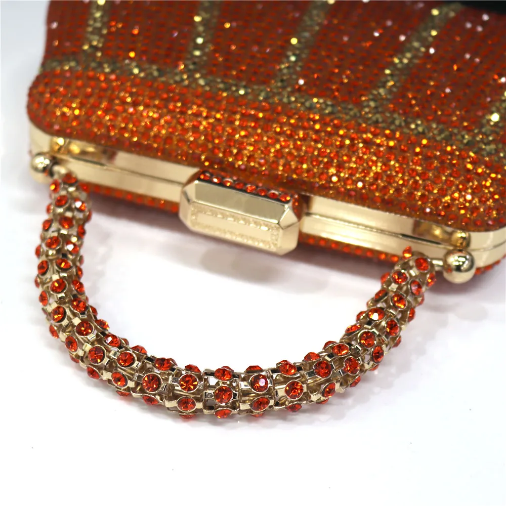 Diamonds And Rhinestones Elegant Banquet Handle Small Bag With Metal Chain Long Shoulder Strap Fashion Banquet Bag