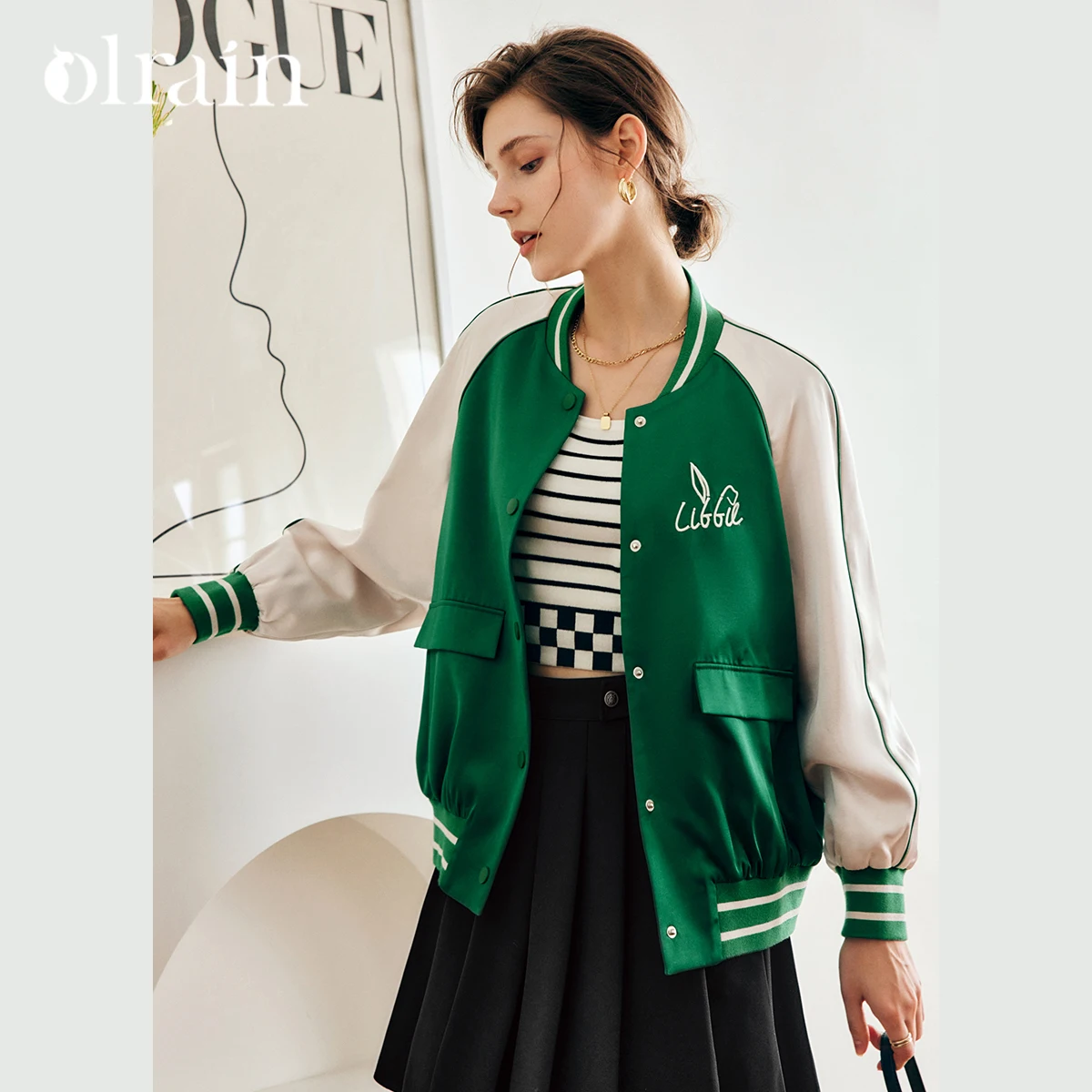 

OLrain Matte Satin Baseball Jackets for Woman 2025 Autumn French Contrast Embroidered Loose Jackets Women Outerwear O22QW63003