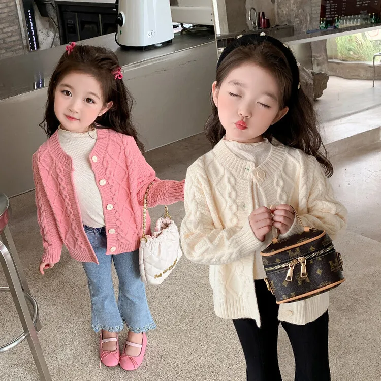 Girls Sweater Coat Spring and Autumn 2024 New Baby Girls Twist Sweater Knitted Cardigan Autumn Clothing Korean Simple Style