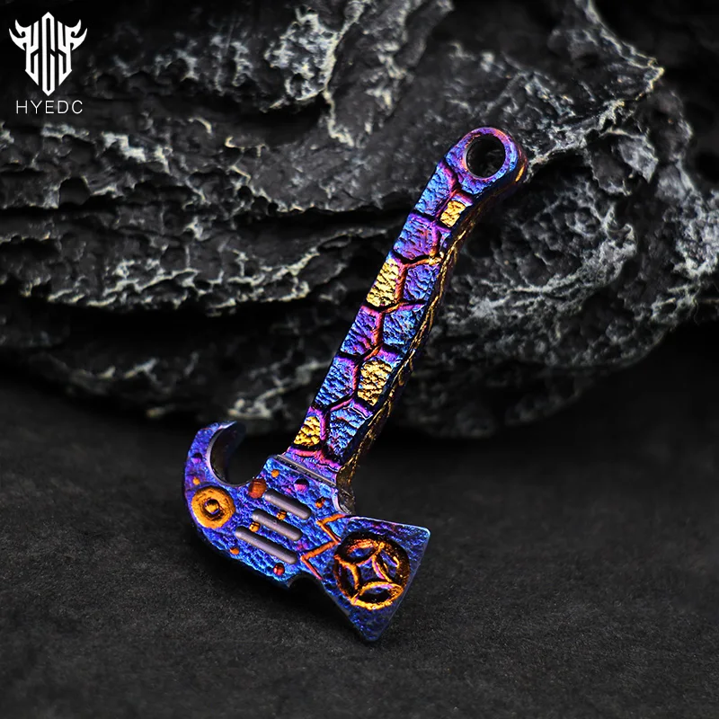 

Hand Carved Mini Titanium Alloy Crowbar Outdoor Small Tools Key Chain Pendant Style Multifunctional Unpacking Bottle Opener EDC